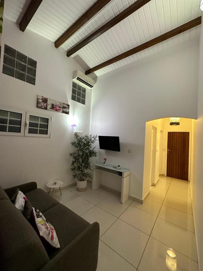 Appartement Coeur de Papillon Baie-Mahault Extérieur photo